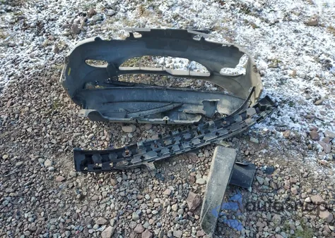 1999 Mercury Tracer Gs из США, поврежденный, VIN 1MEFM10P7XW618584